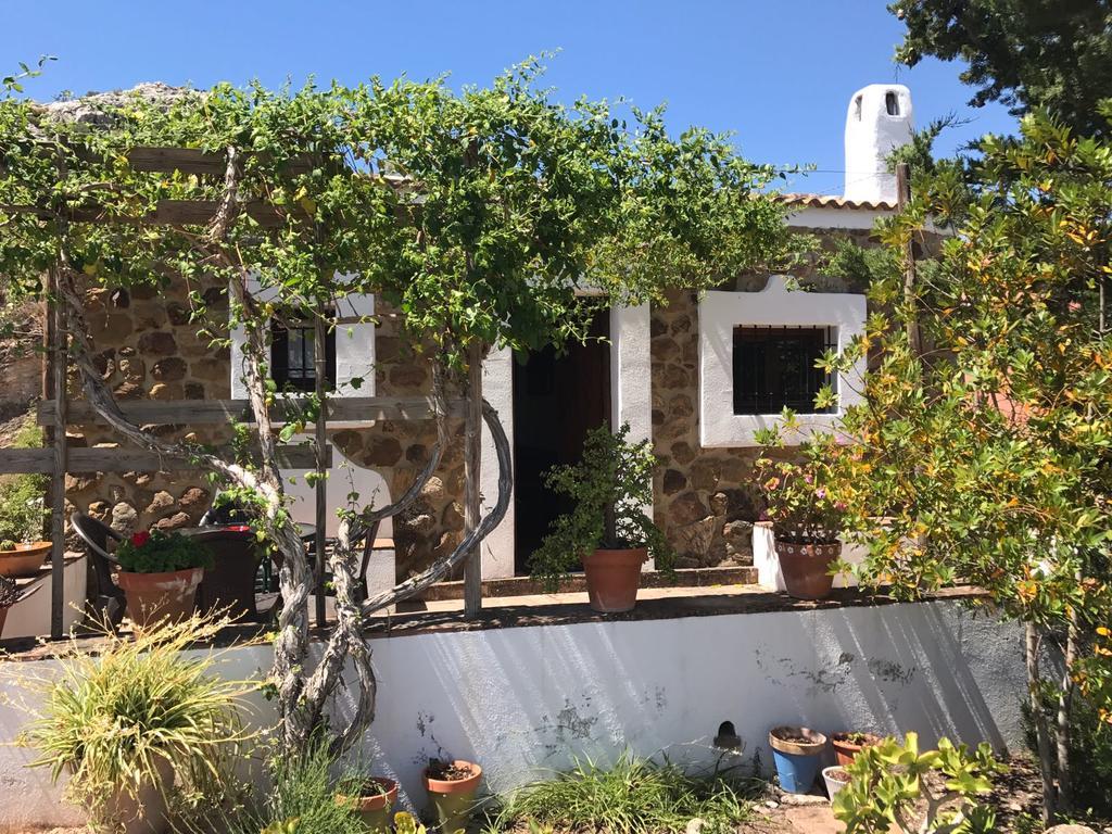 Cortijo Nuevo Alojamiento Rural Cuevas del Becerro Exteriör bild